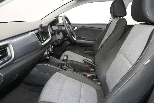 2024 Kia Stonic S YB