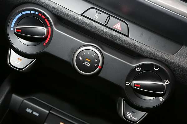 2024 Kia Stonic S YB