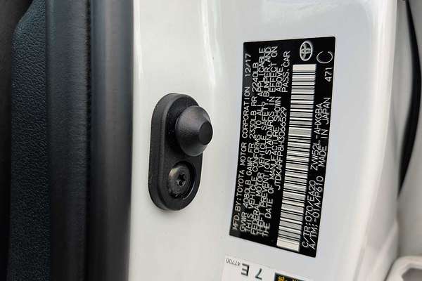 2017 Toyota Prius Advanced