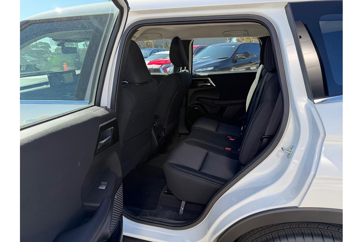 2025 Mitsubishi Outlander ES ZM