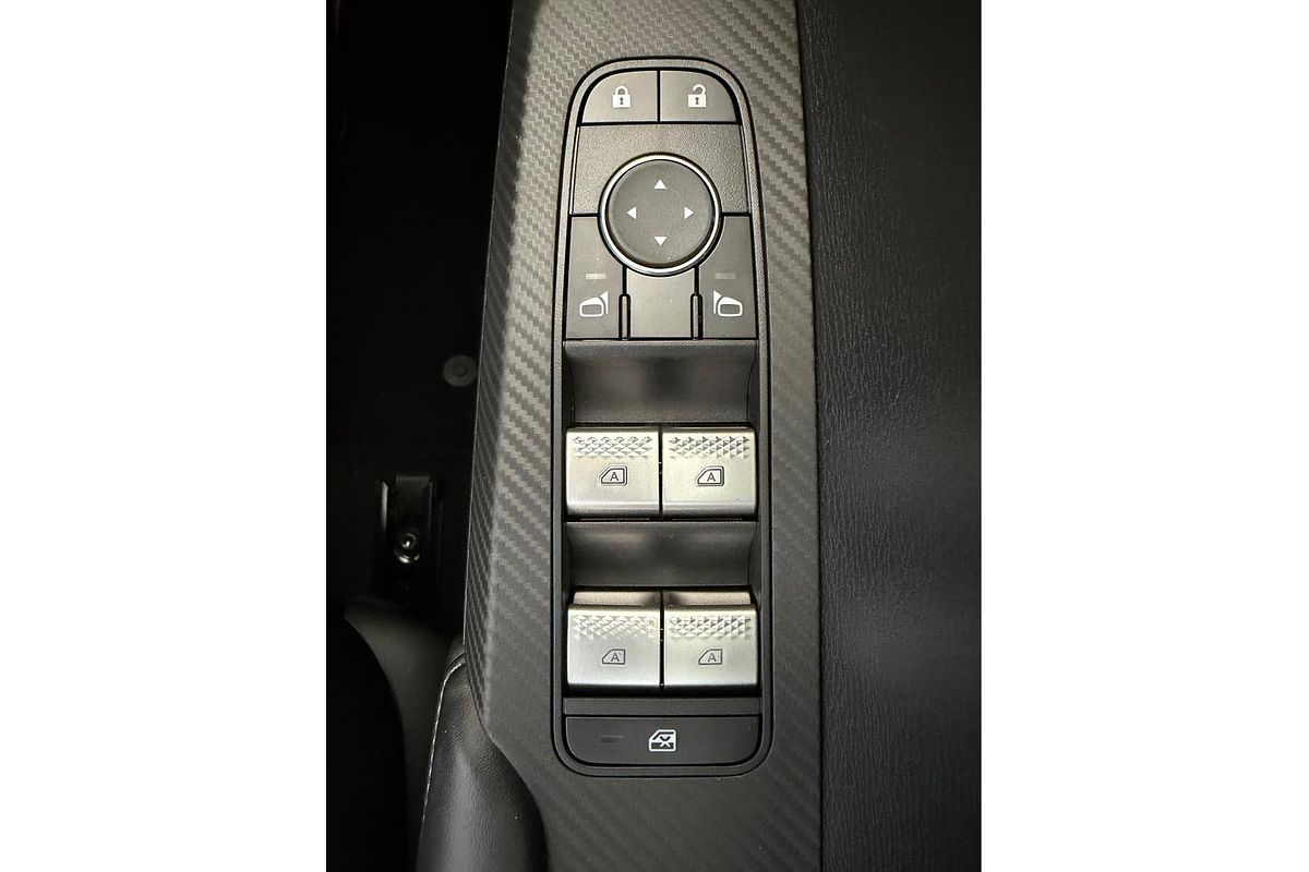 2025 Mitsubishi Outlander ES ZM