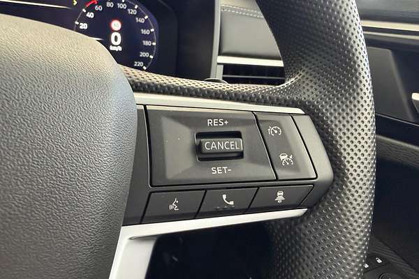 2025 Mitsubishi Outlander ES ZM