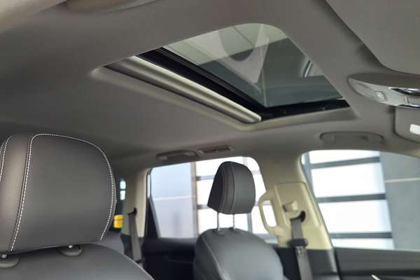 2024 LDV D90 Executive SV9A