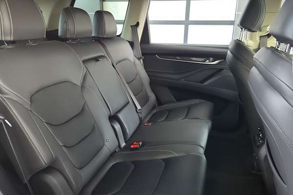 2024 LDV D90 Executive SV9A