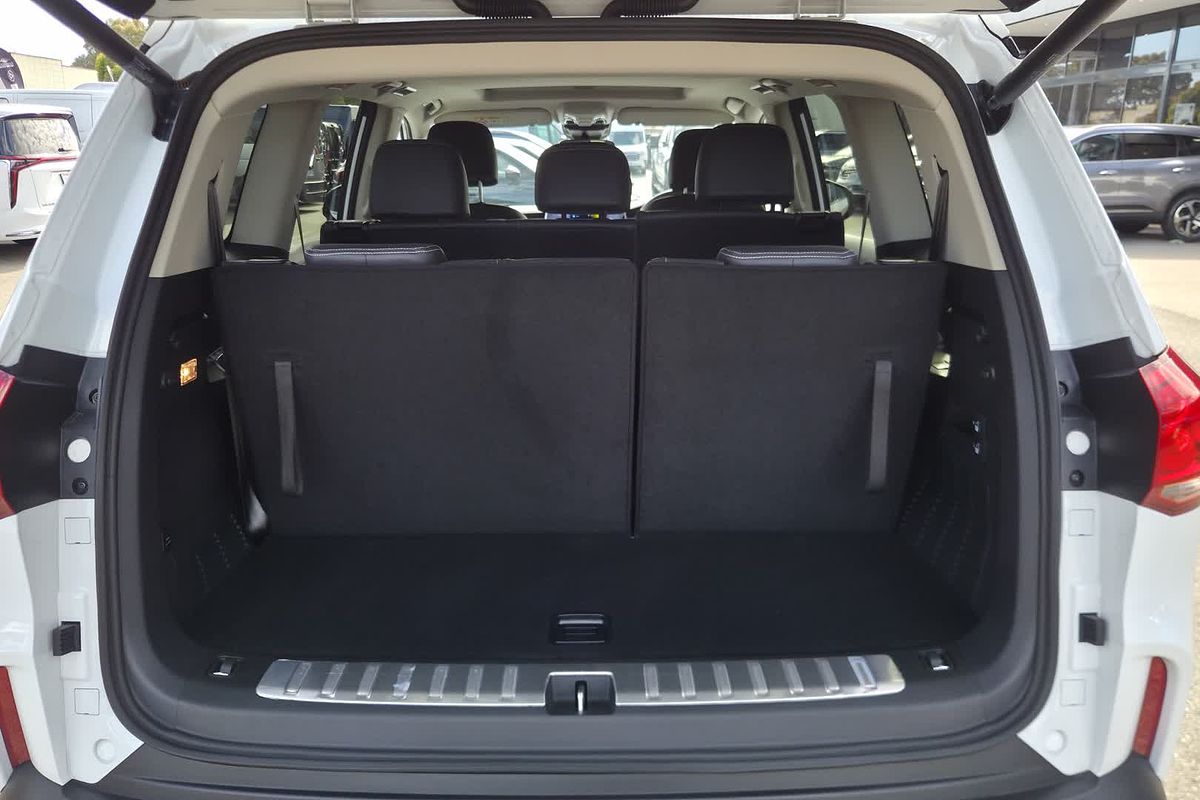 2024 LDV D90 Executive SV9A