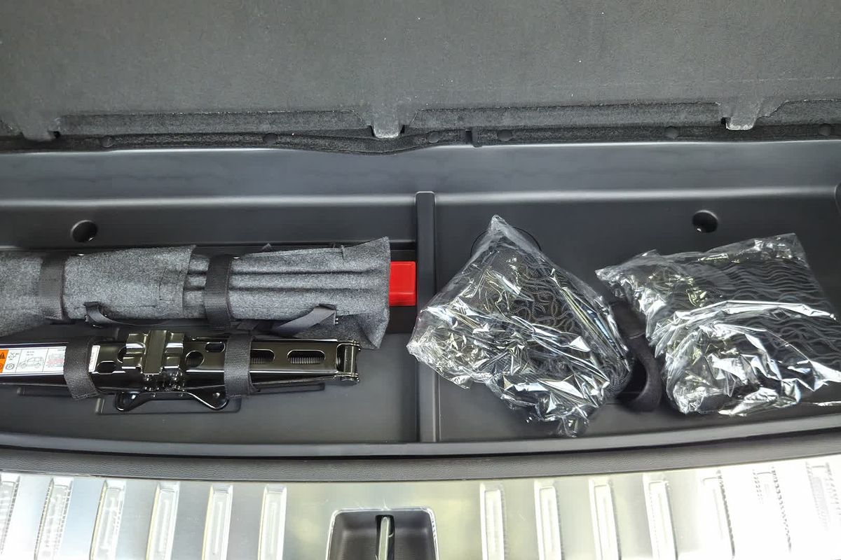 2024 LDV D90 Executive SV9A