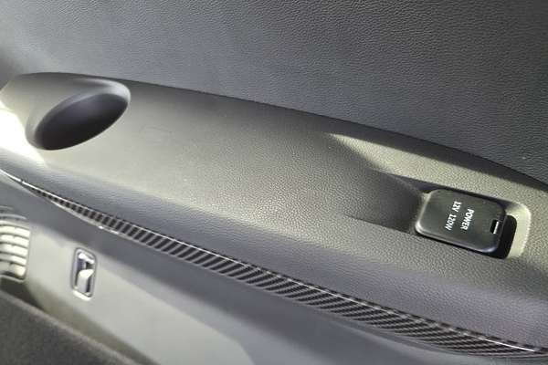 2024 LDV D90 Executive SV9A