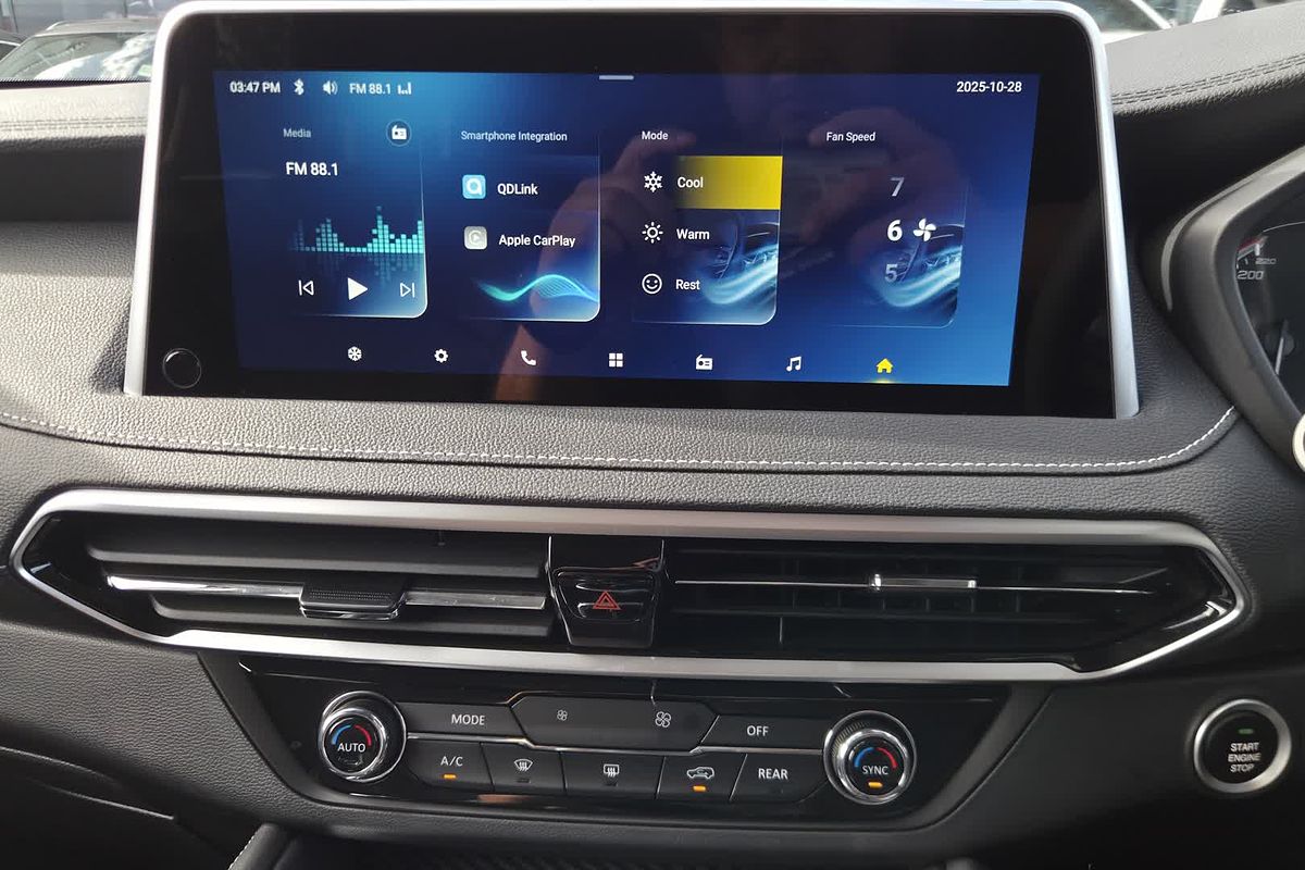 2024 LDV D90 Executive SV9A