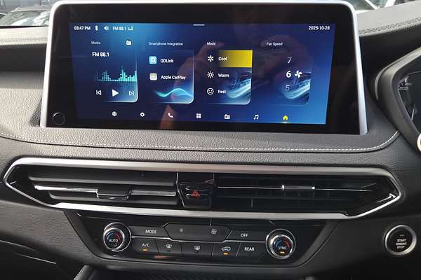 2024 LDV D90 Executive SV9A