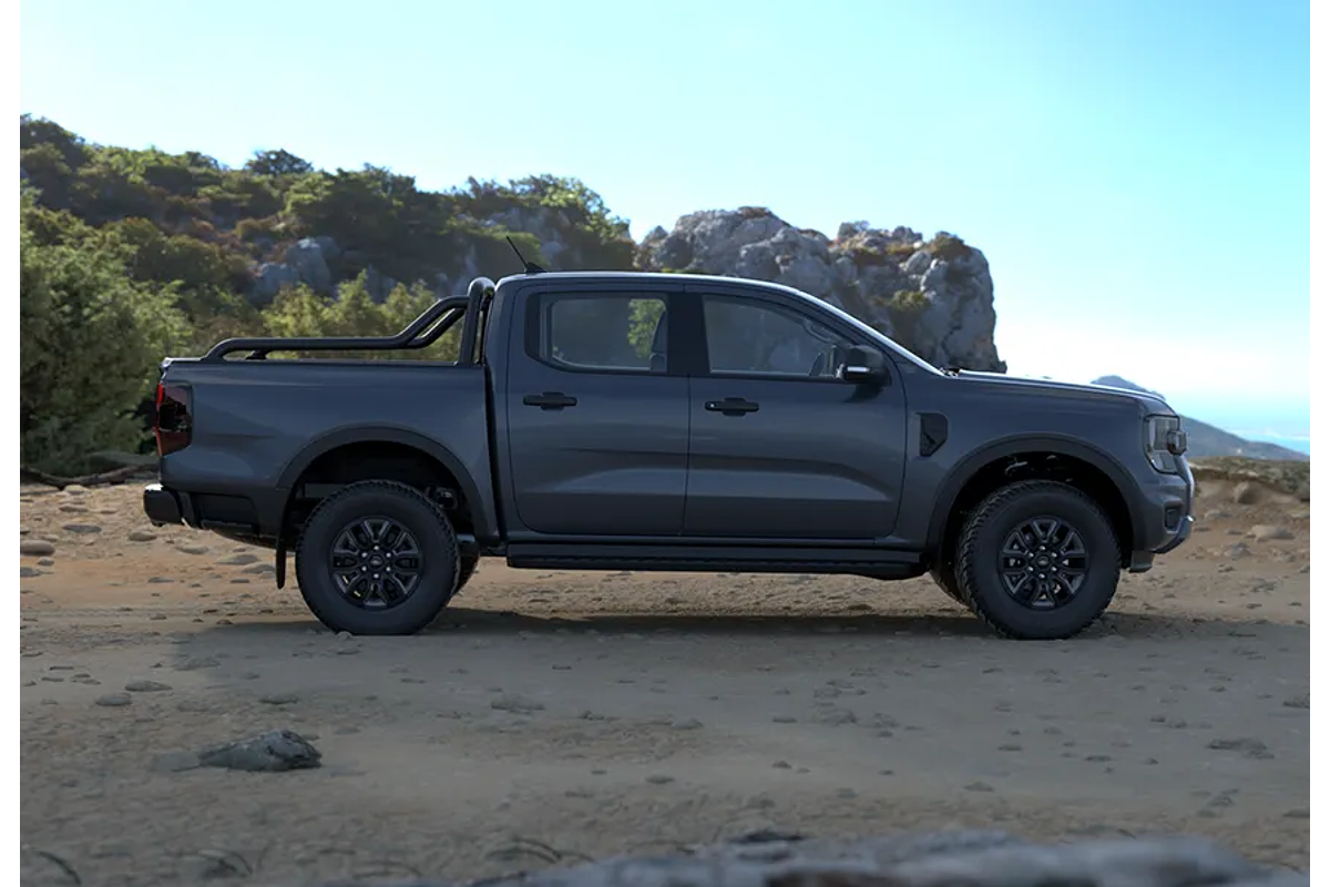 2025 Ford Ranger Black Edition 4X4 2.0L
