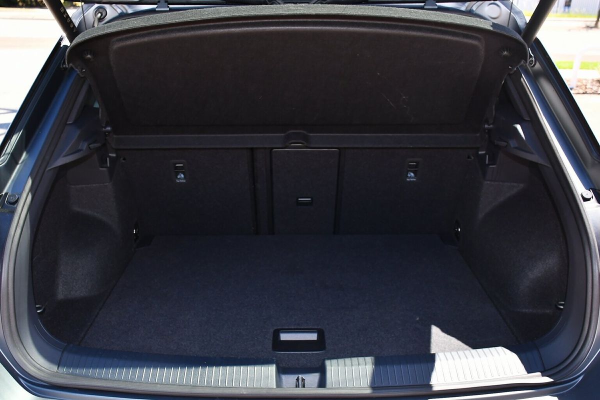 2025 Volkswagen T-Roc R Wolfsburg Edition D11