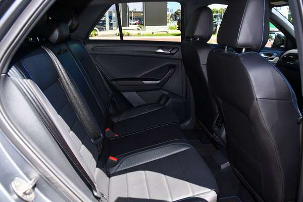 2025 Volkswagen T-Roc R Wolfsburg Edition D11