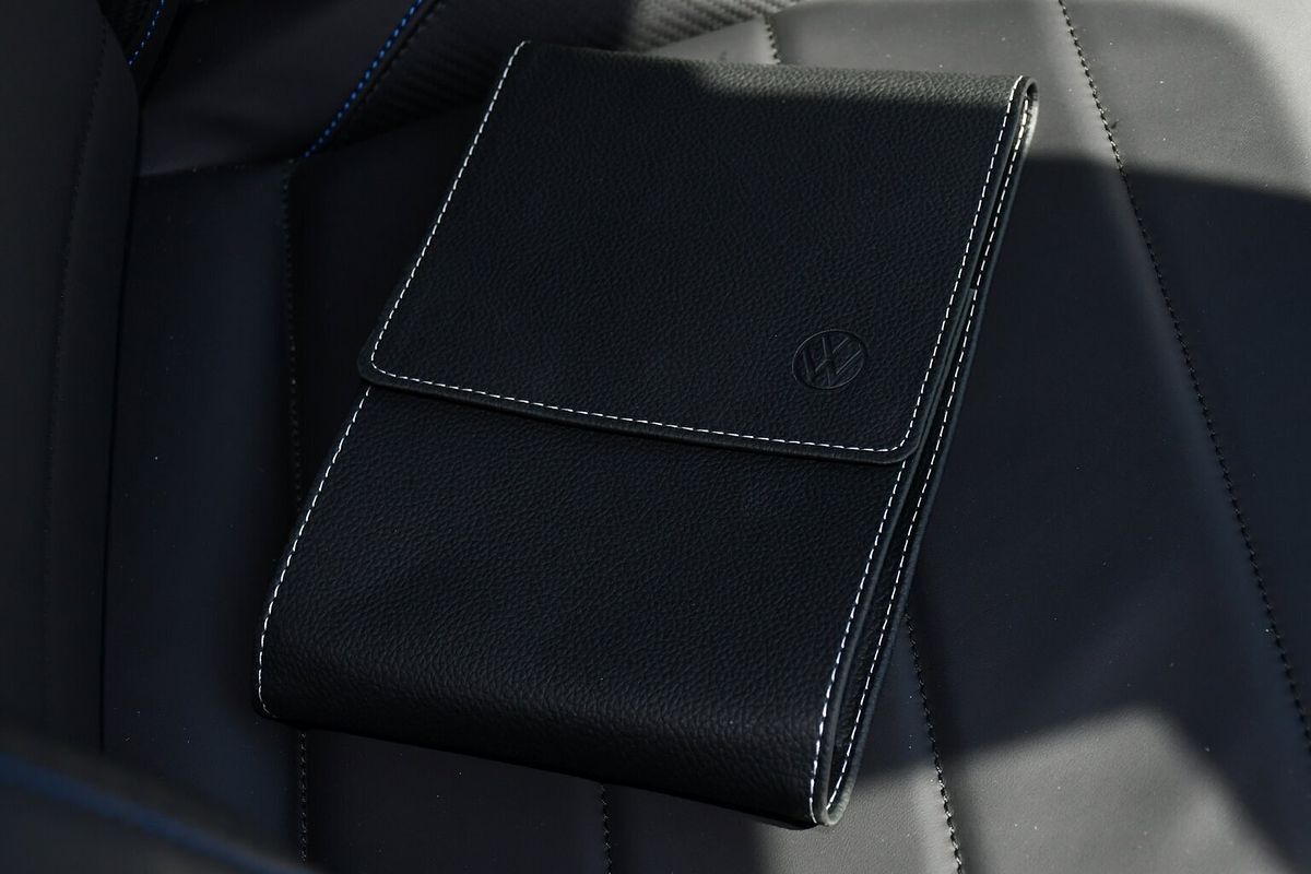 2025 Volkswagen T-Roc R Wolfsburg Edition D11