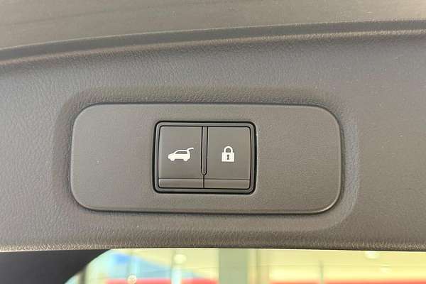 2025 Nissan QASHQAI Ti-L J12