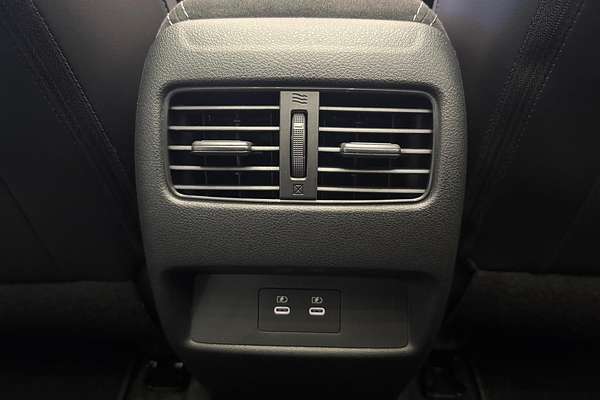 2025 Nissan QASHQAI Ti-L J12