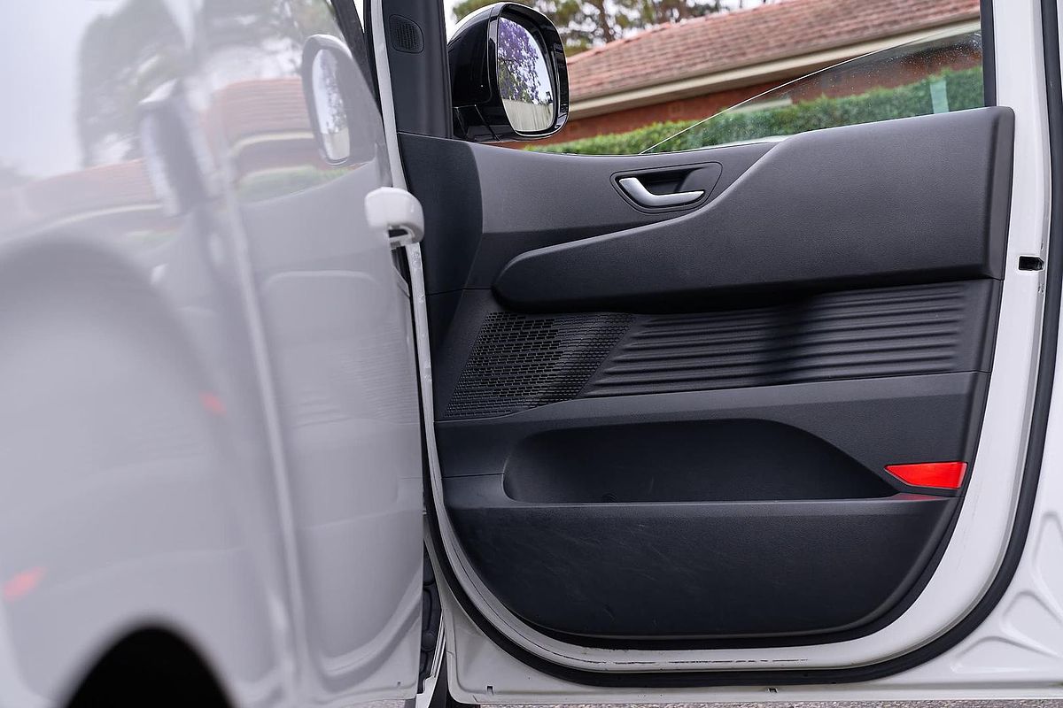 2022 Hyundai STARIA US4.V1