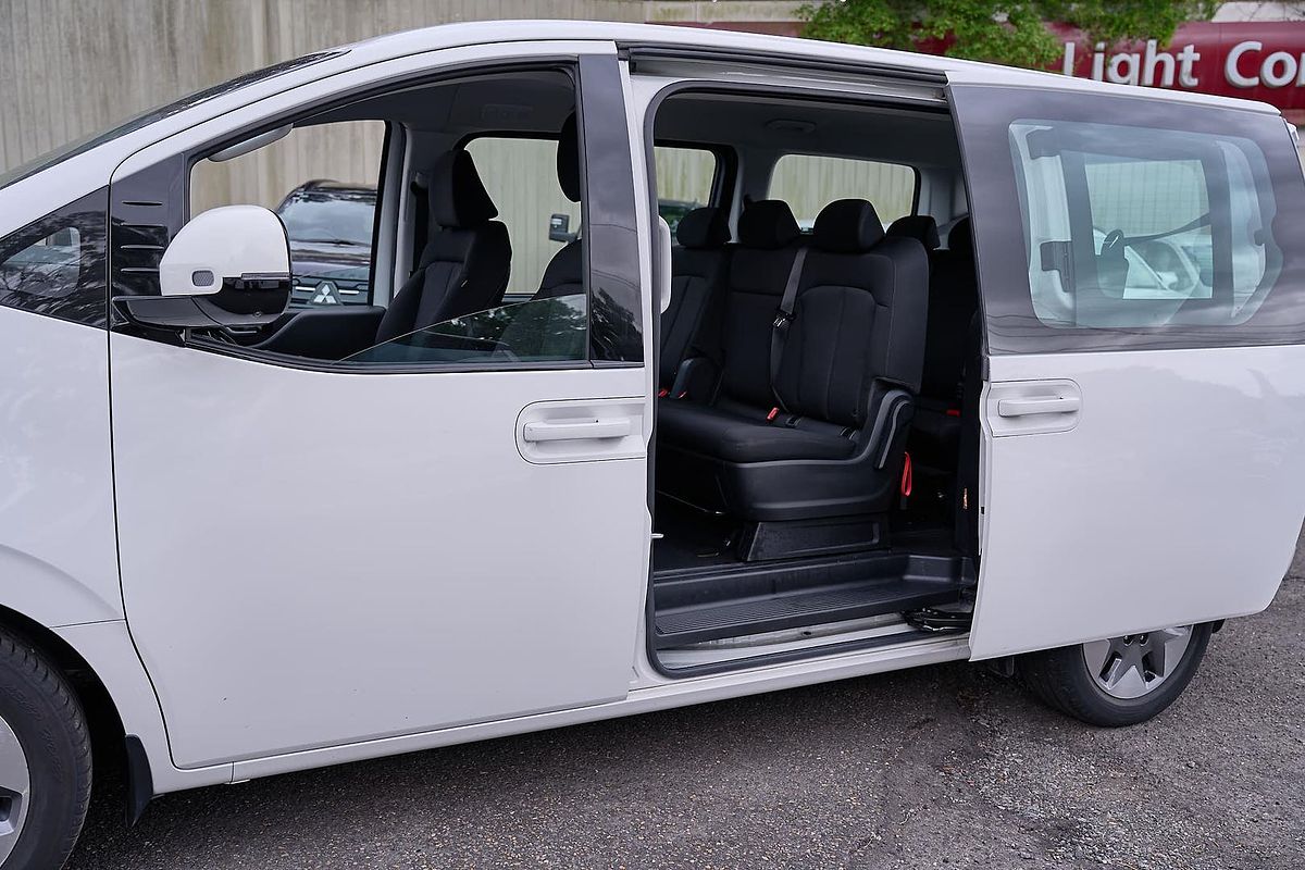 2022 Hyundai STARIA US4.V1