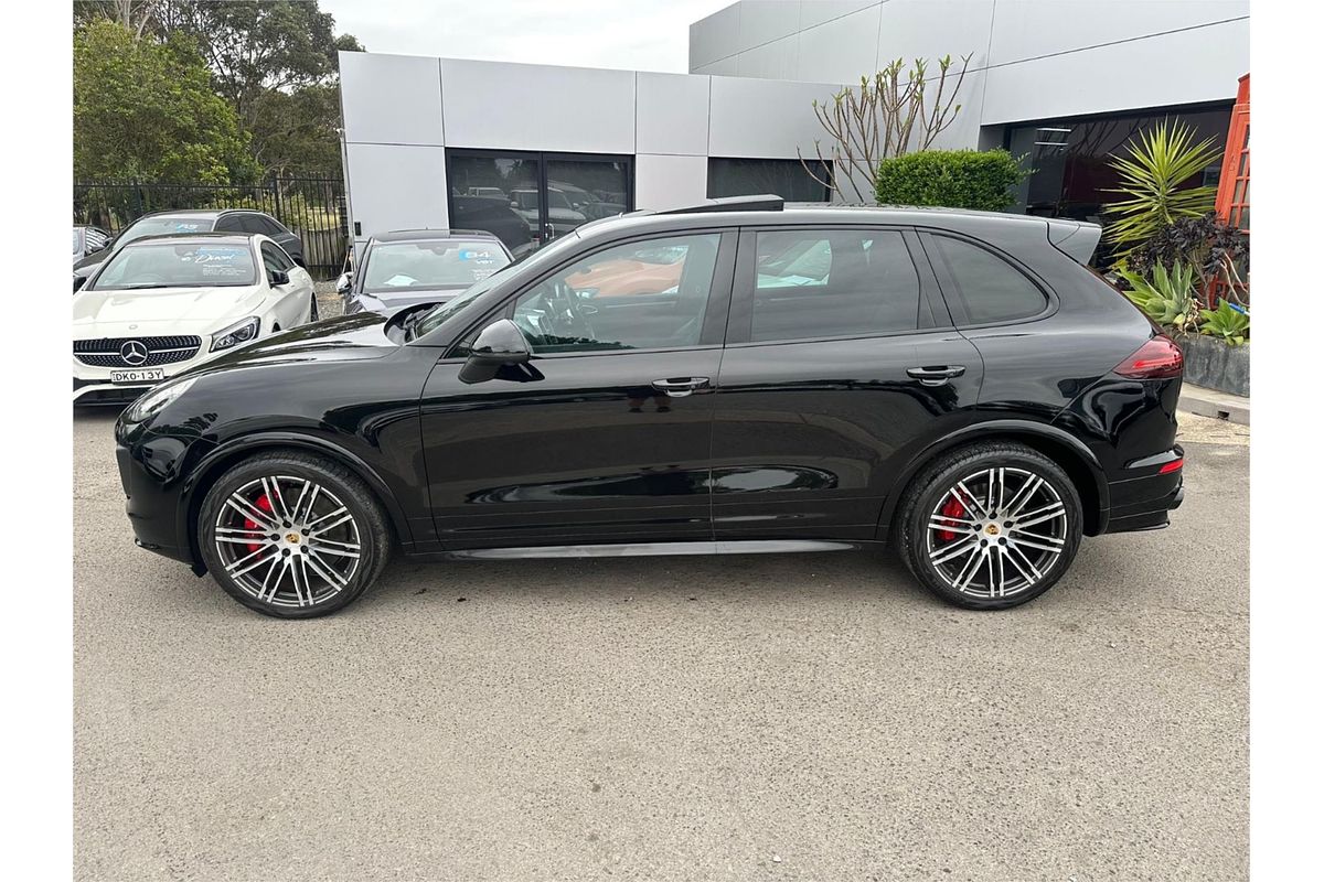 2016 Porsche Cayenne GTS 92A