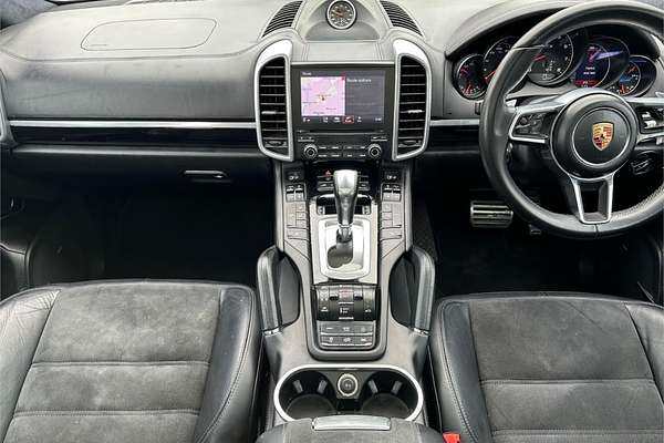 2016 Porsche Cayenne GTS 92A