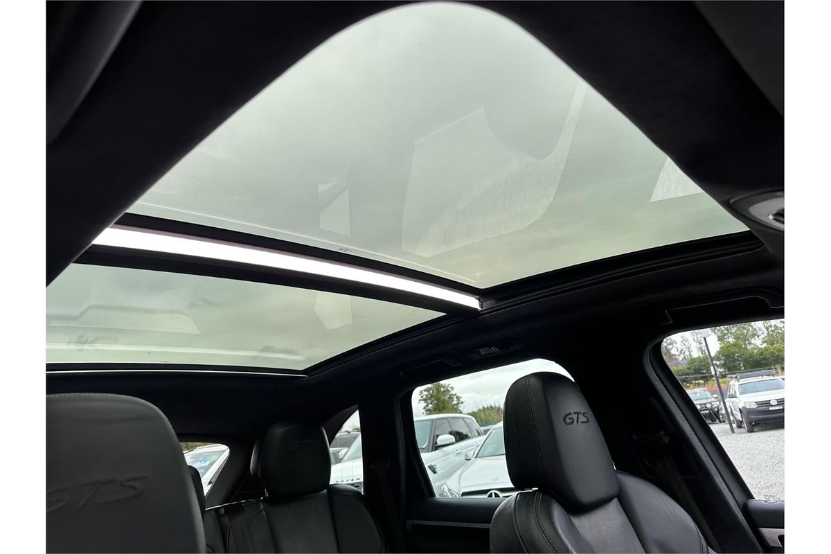 2016 Porsche Cayenne GTS 92A