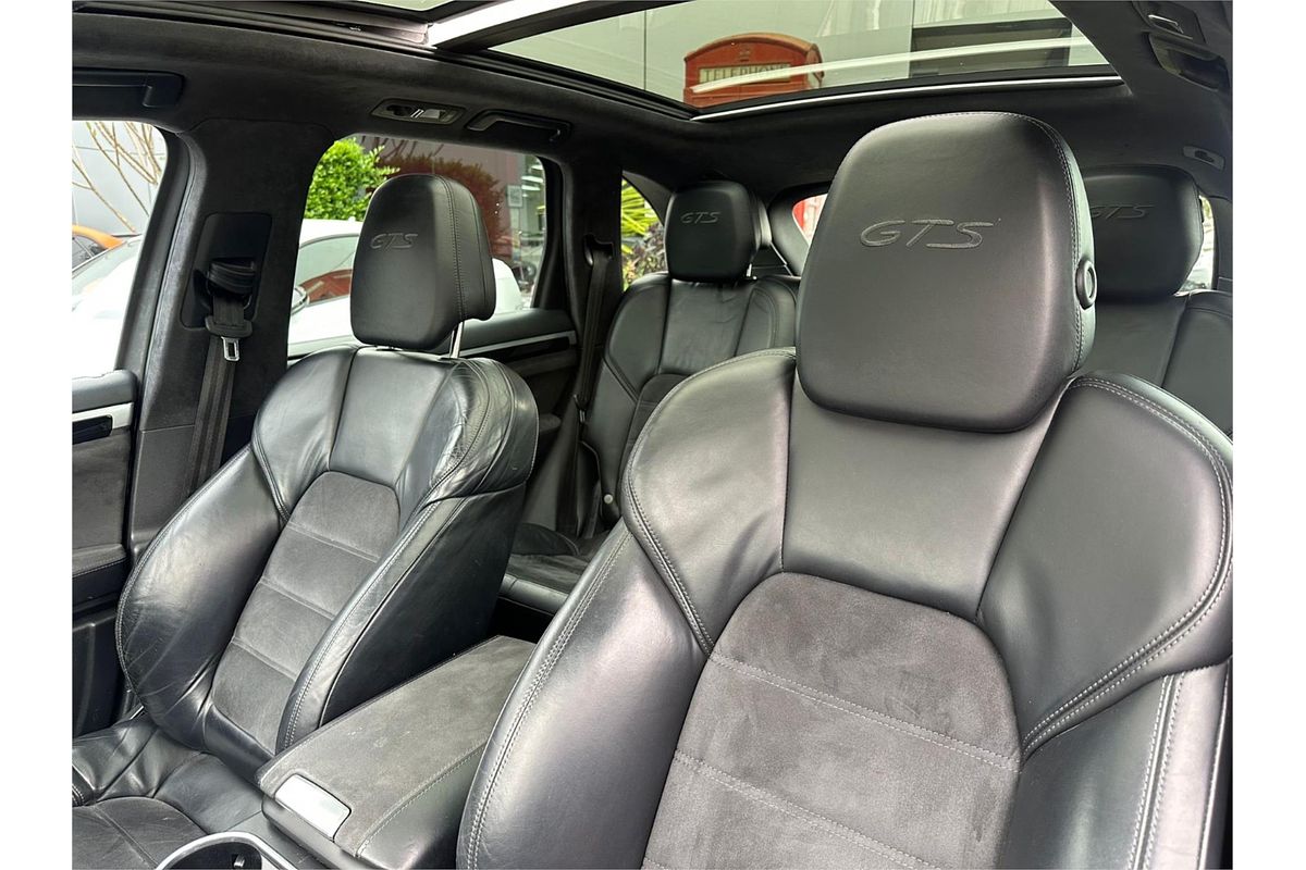 2016 Porsche Cayenne GTS 92A