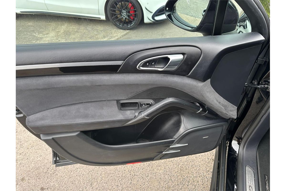 2016 Porsche Cayenne GTS 92A