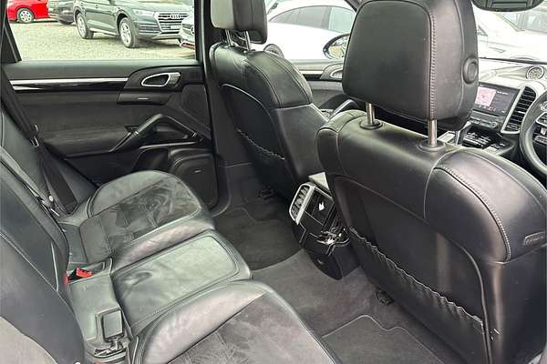 2016 Porsche Cayenne GTS 92A