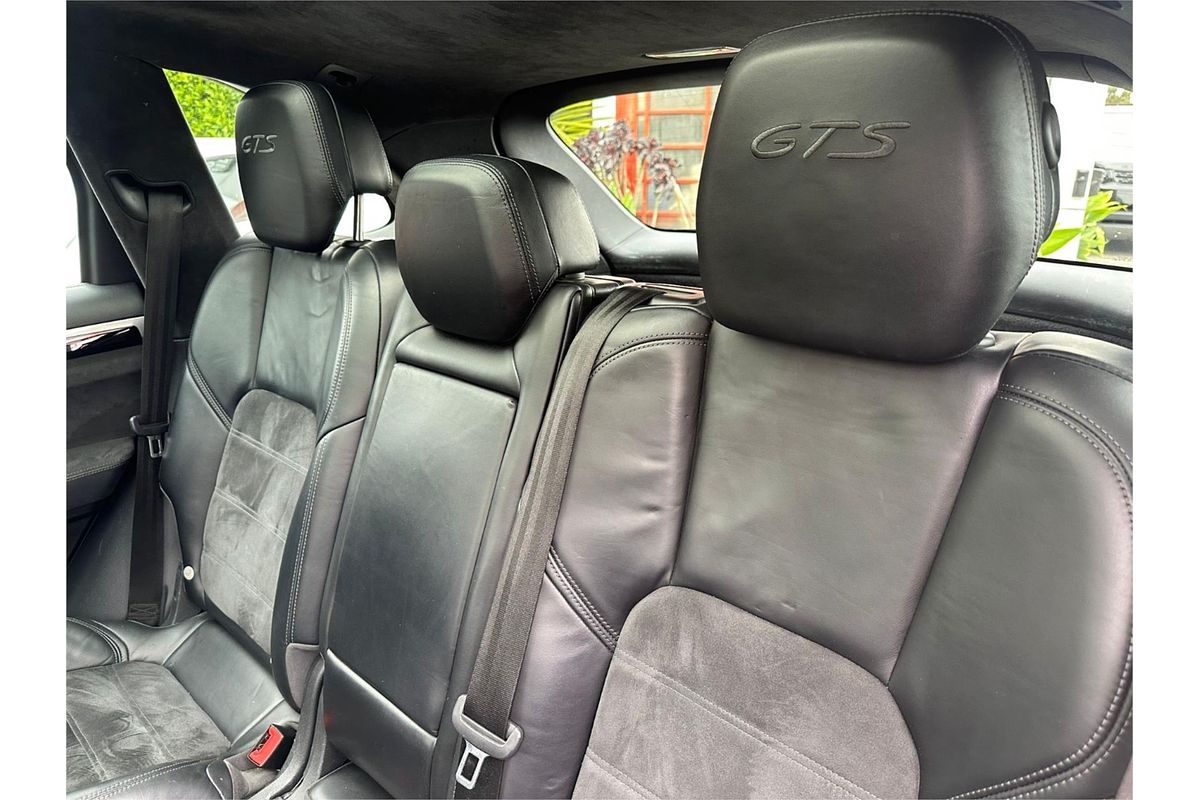 2016 Porsche Cayenne GTS 92A