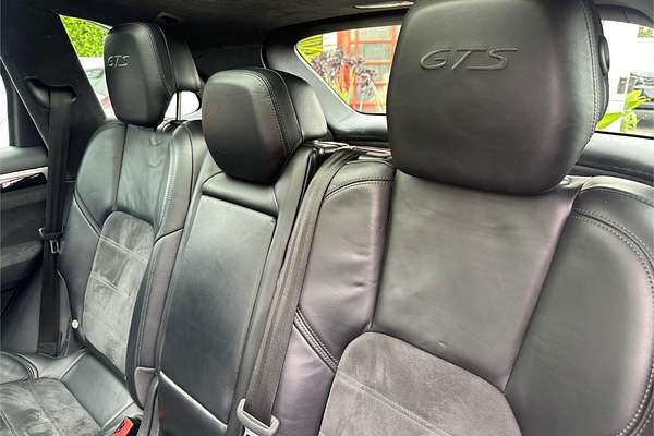 2016 Porsche Cayenne GTS 92A