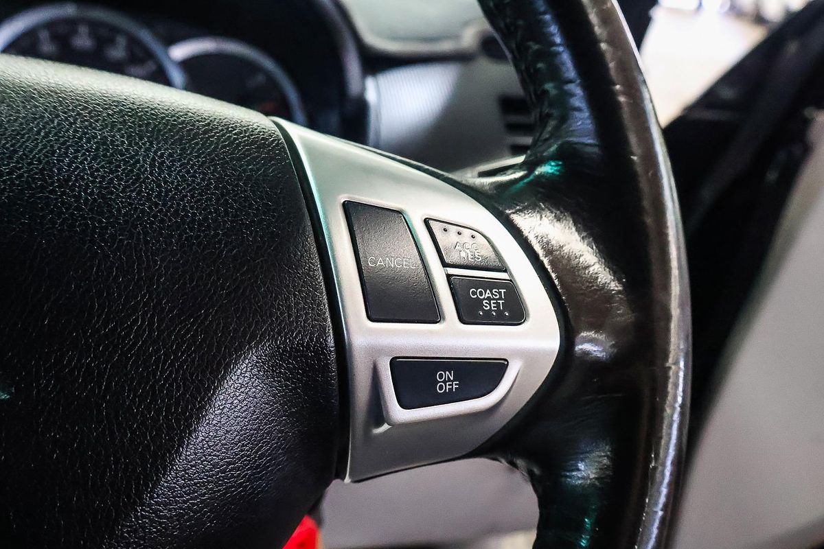 2012 Mitsubishi Triton GLX-R MN Rear Wheel Drive