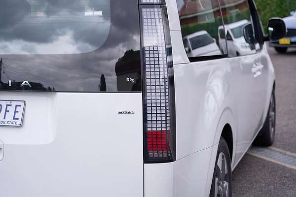 2022 Hyundai STARIA US4.V1