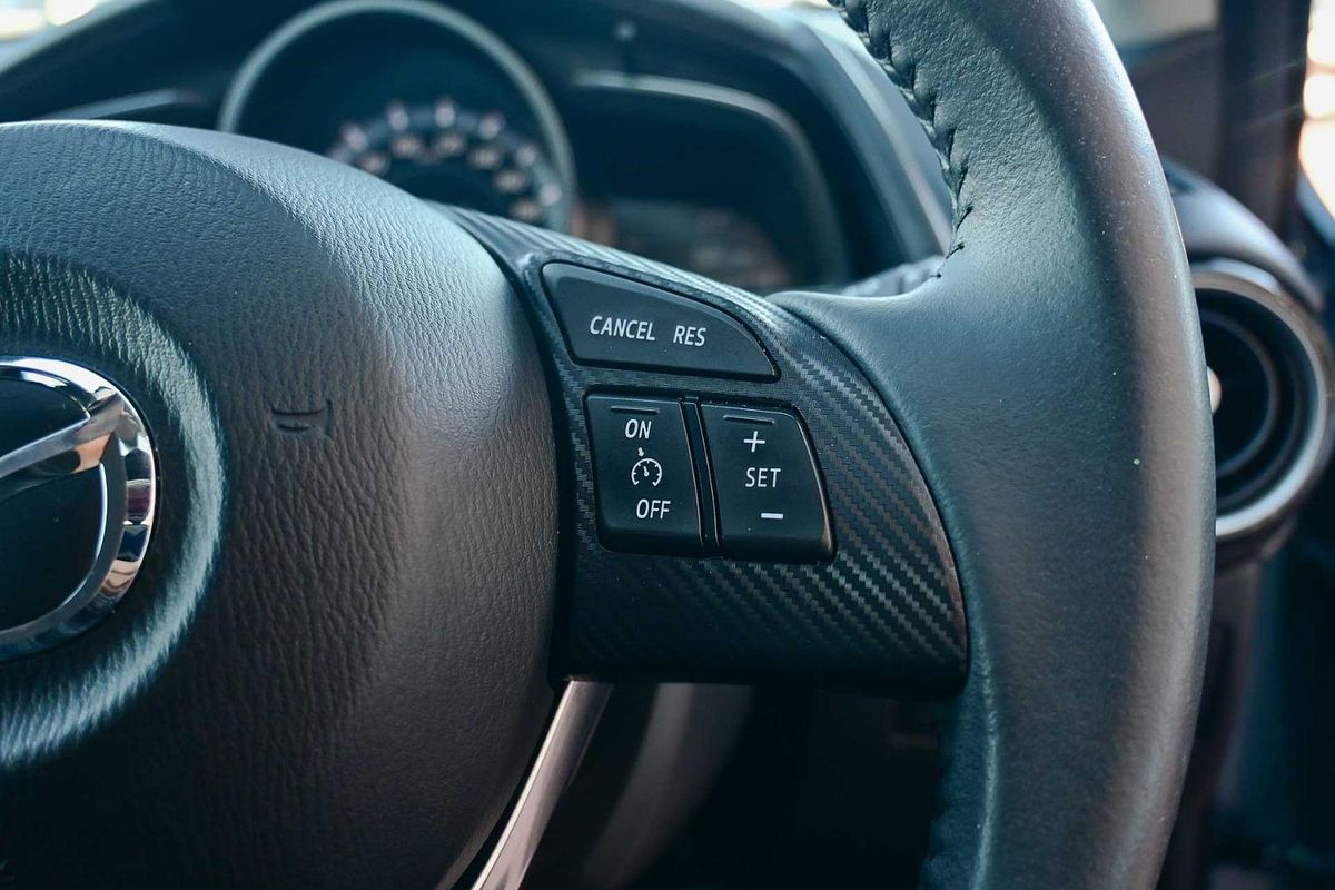 2014 Mazda 2 Maxx DJ Series