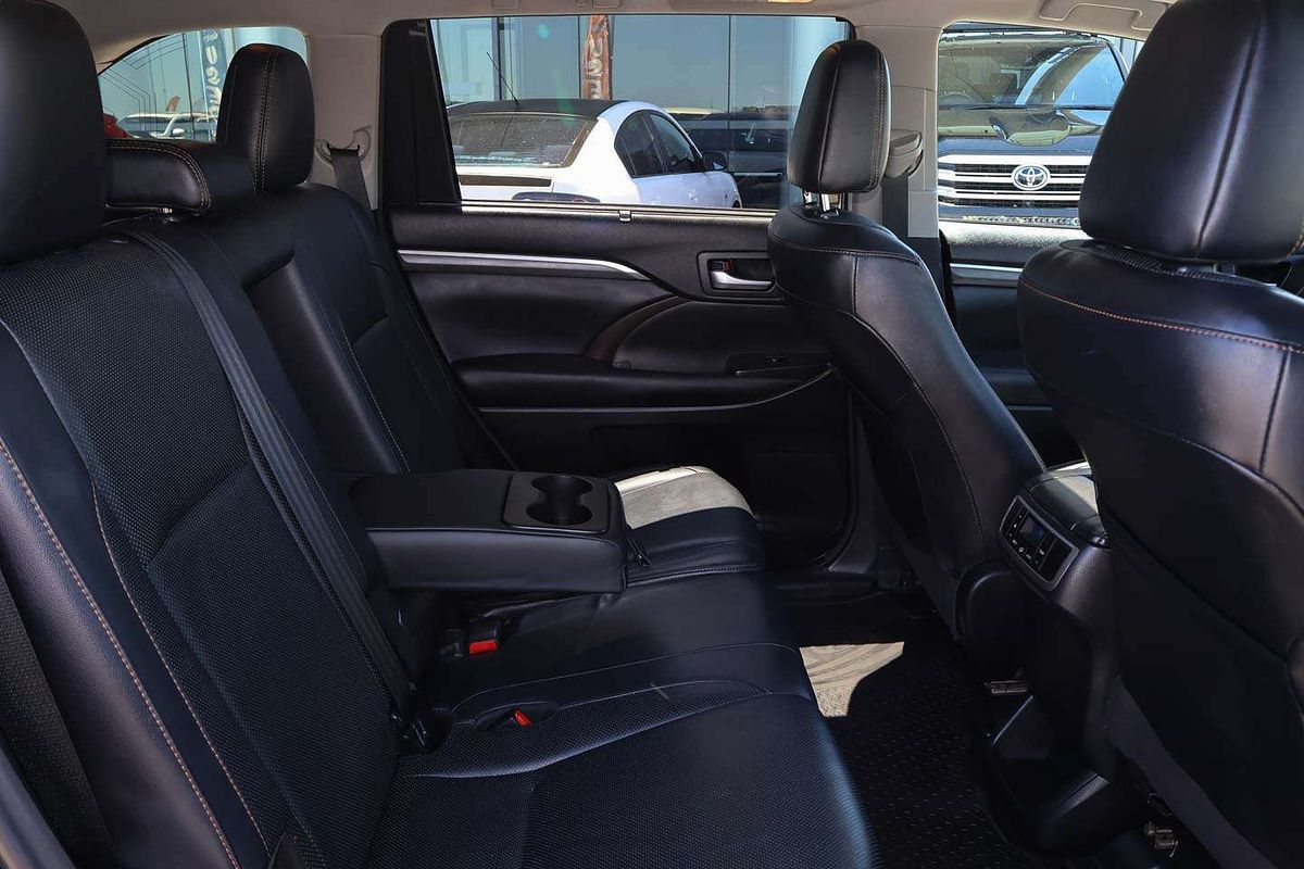 2018 Toyota Kluger Grande GSU55R