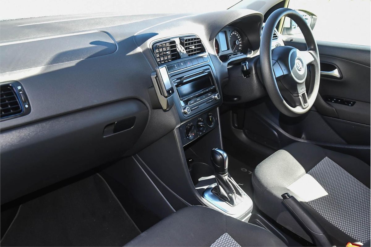 2013 Volkswagen Polo Trendline 6R