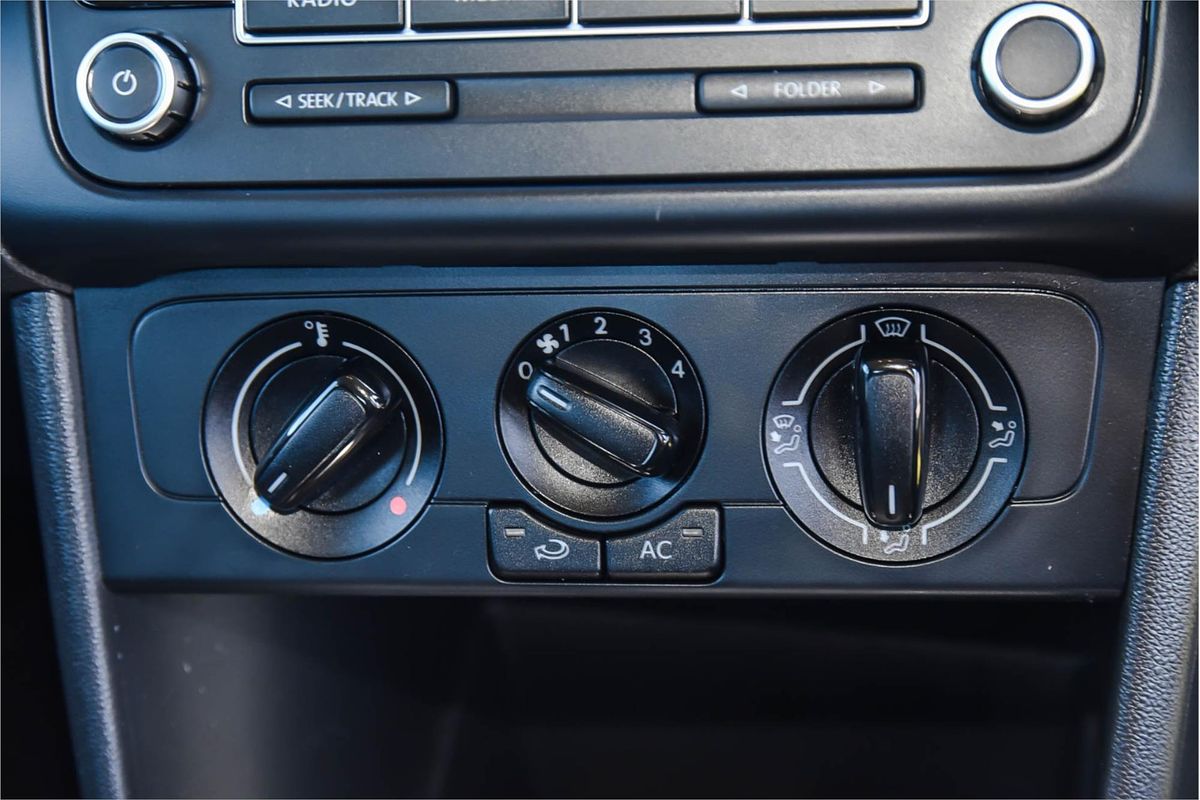 2013 Volkswagen Polo Trendline 6R