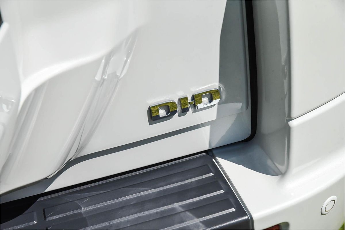 2016 Mitsubishi Pajero GLS NX