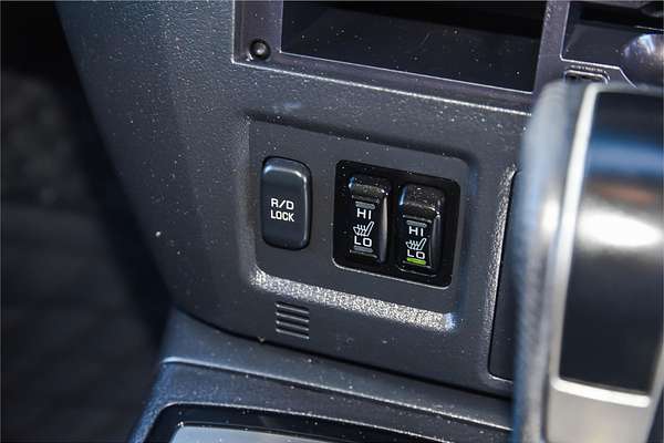 2016 Mitsubishi Pajero GLS NX