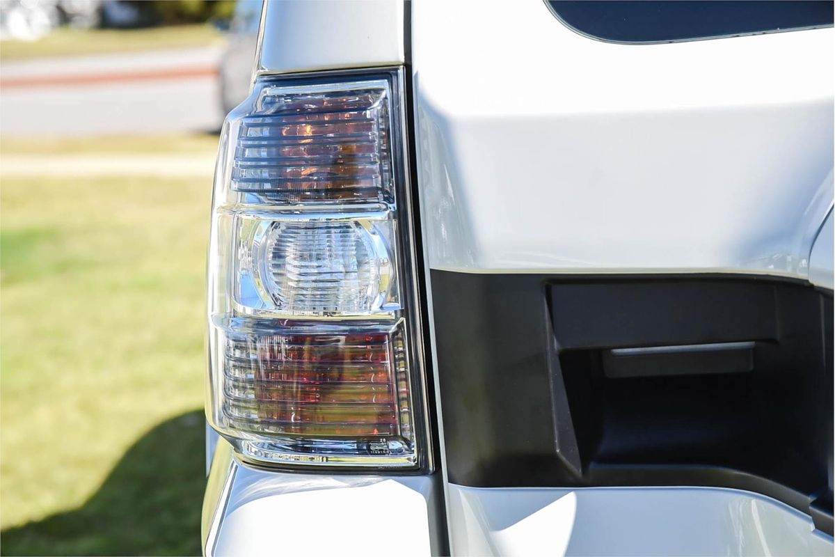 2016 Mitsubishi Pajero GLS NX