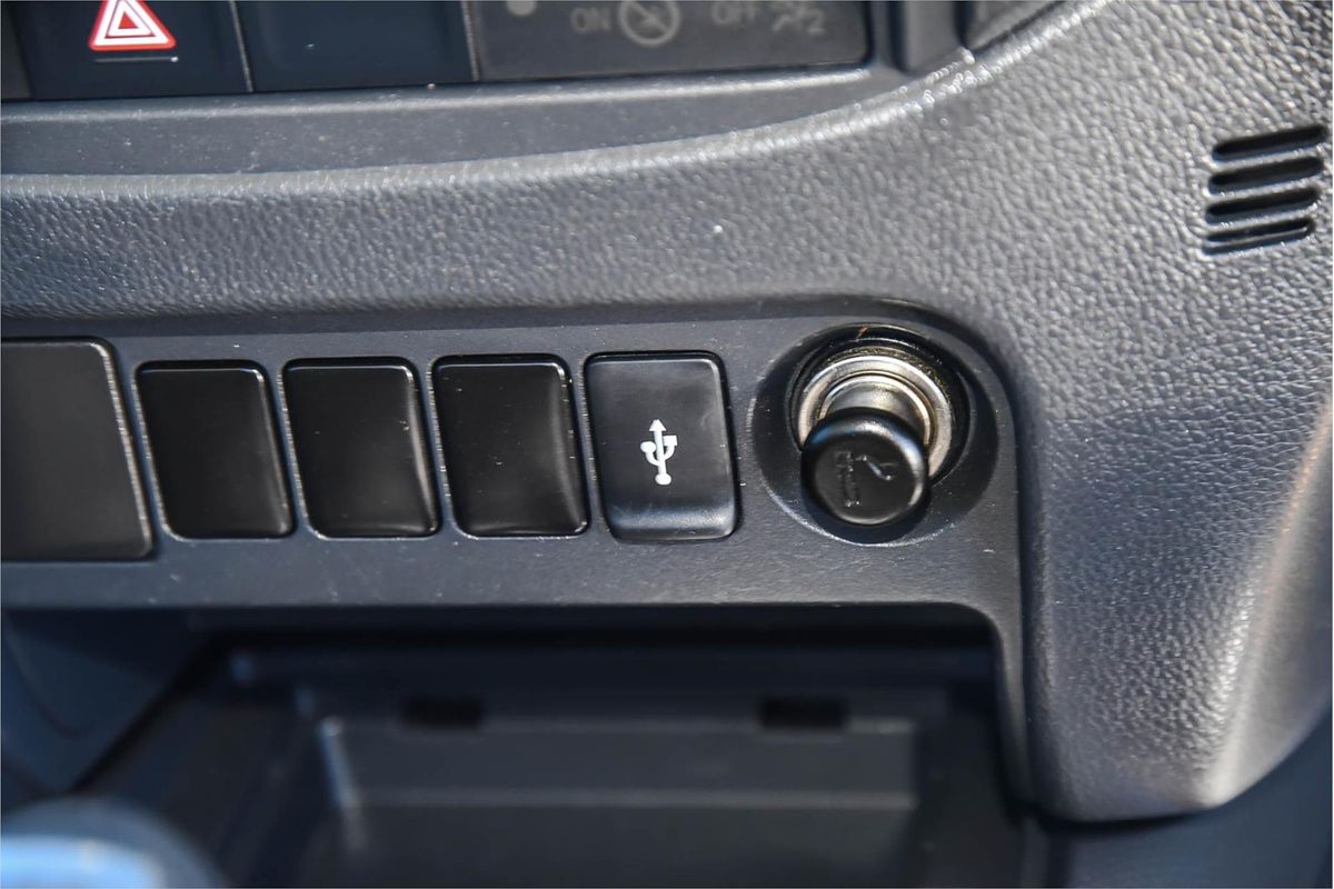 2015 Mitsubishi Triton GLX MQ 4X4