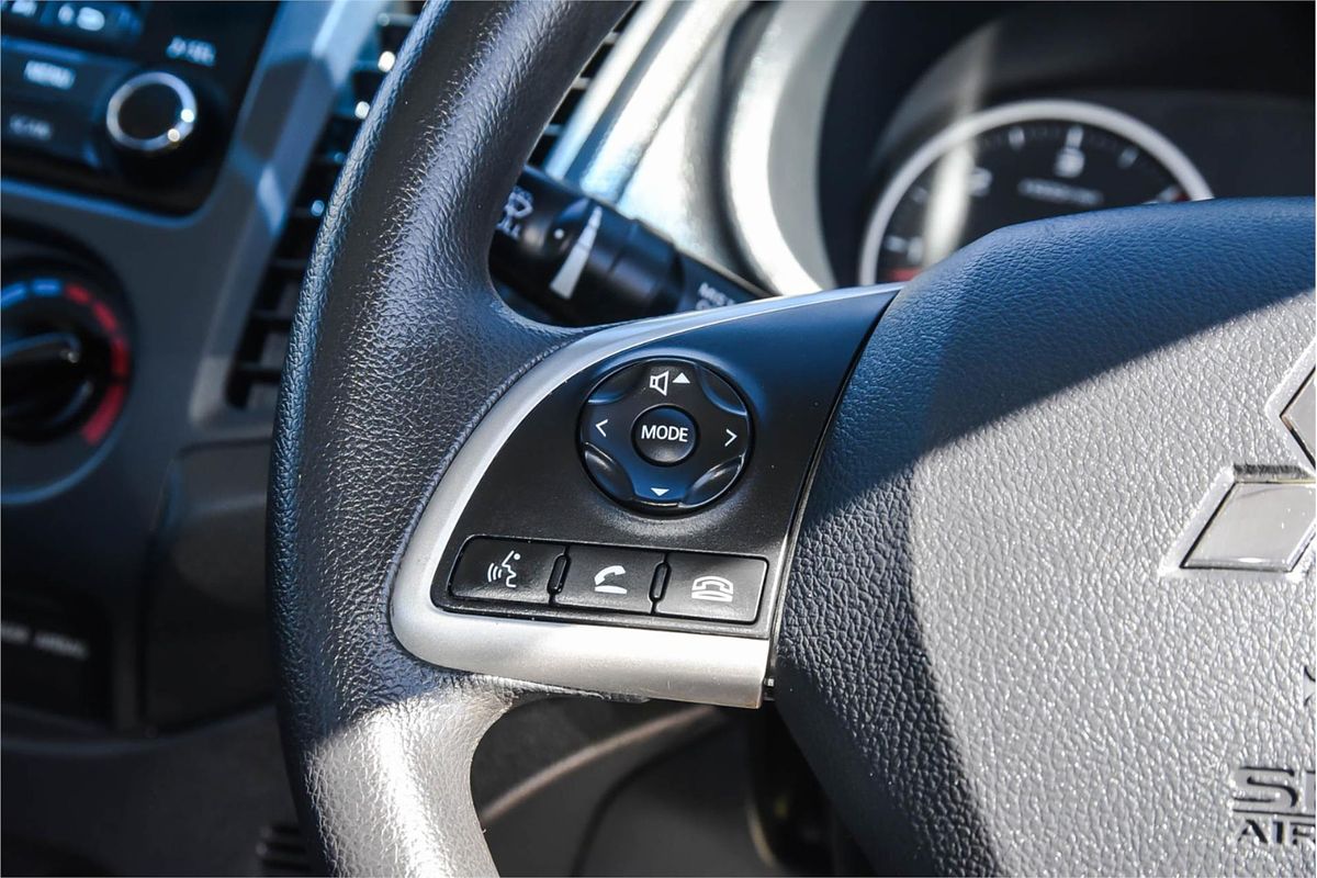 2015 Mitsubishi Triton GLX MQ 4X4