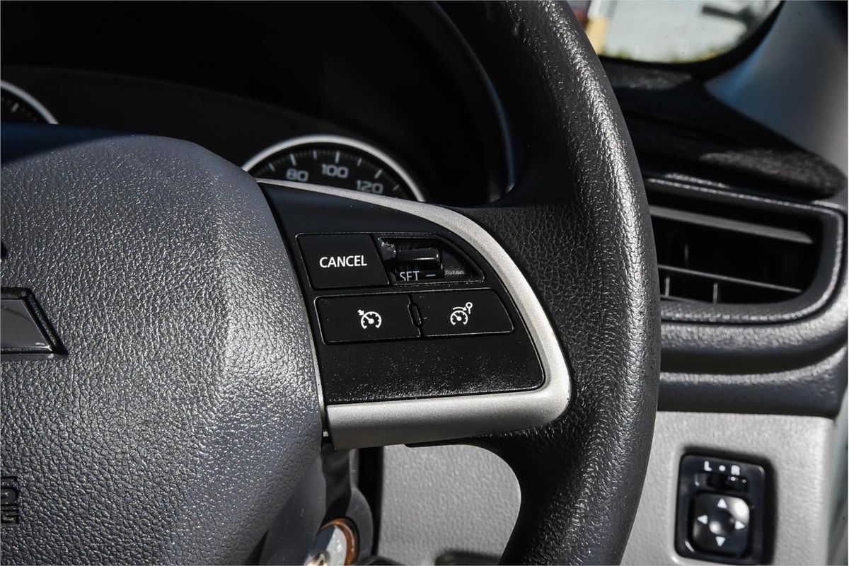 2015 Mitsubishi Triton GLX MQ 4X4