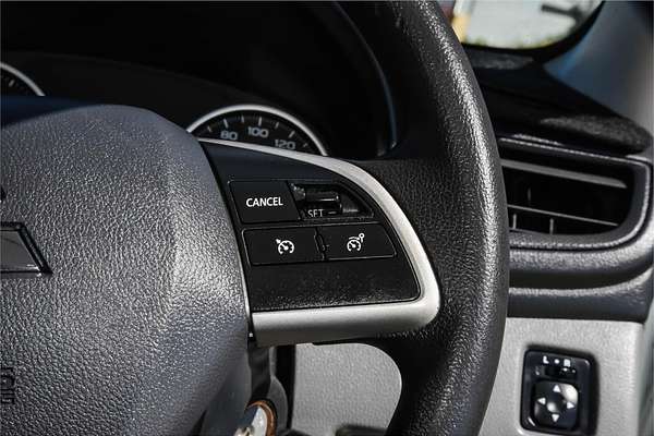 2015 Mitsubishi Triton GLX MQ 4X4