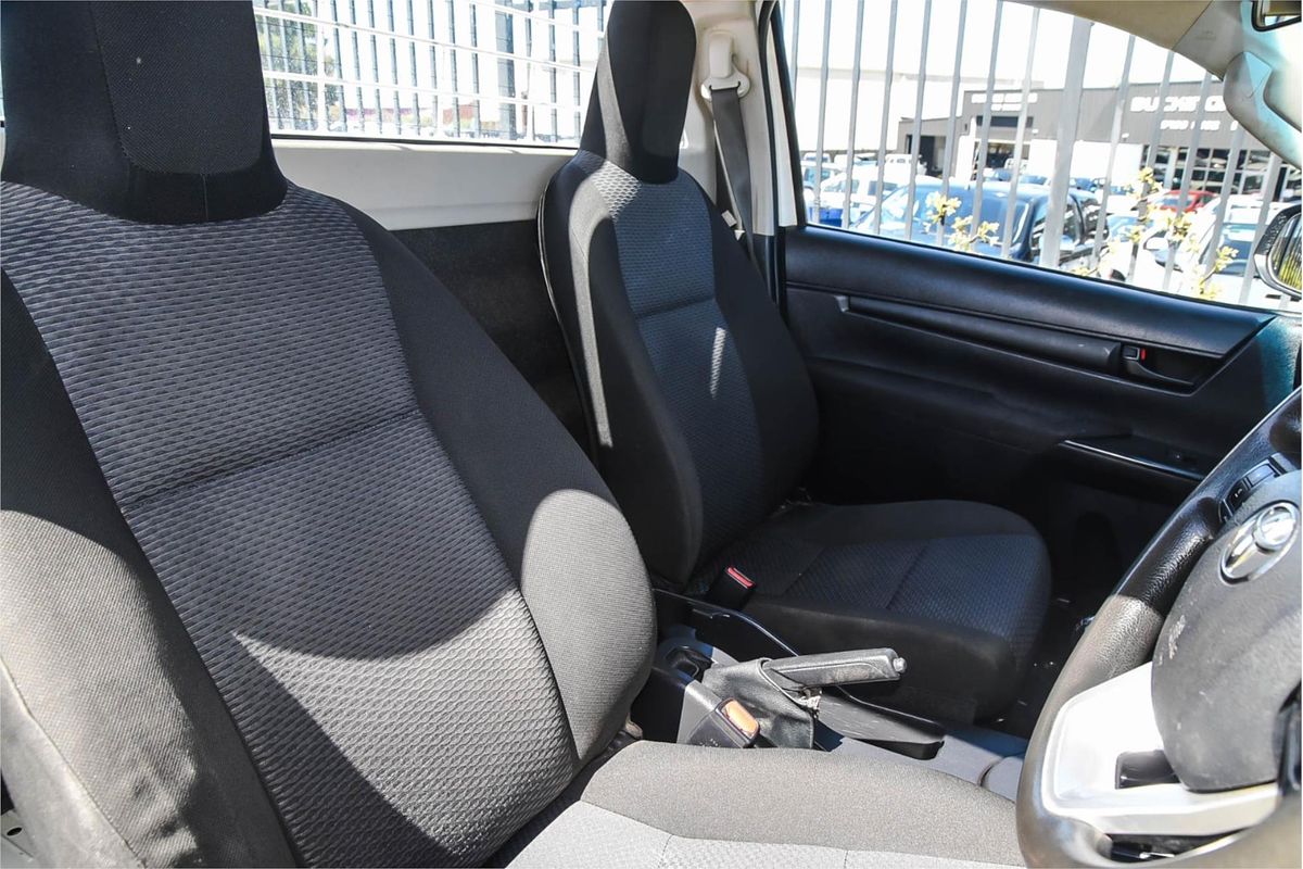 2016 Toyota Hilux Workmate TGN121R Rear Wheel Drive