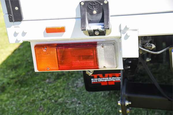 2016 Toyota Hilux Workmate TGN121R Rear Wheel Drive