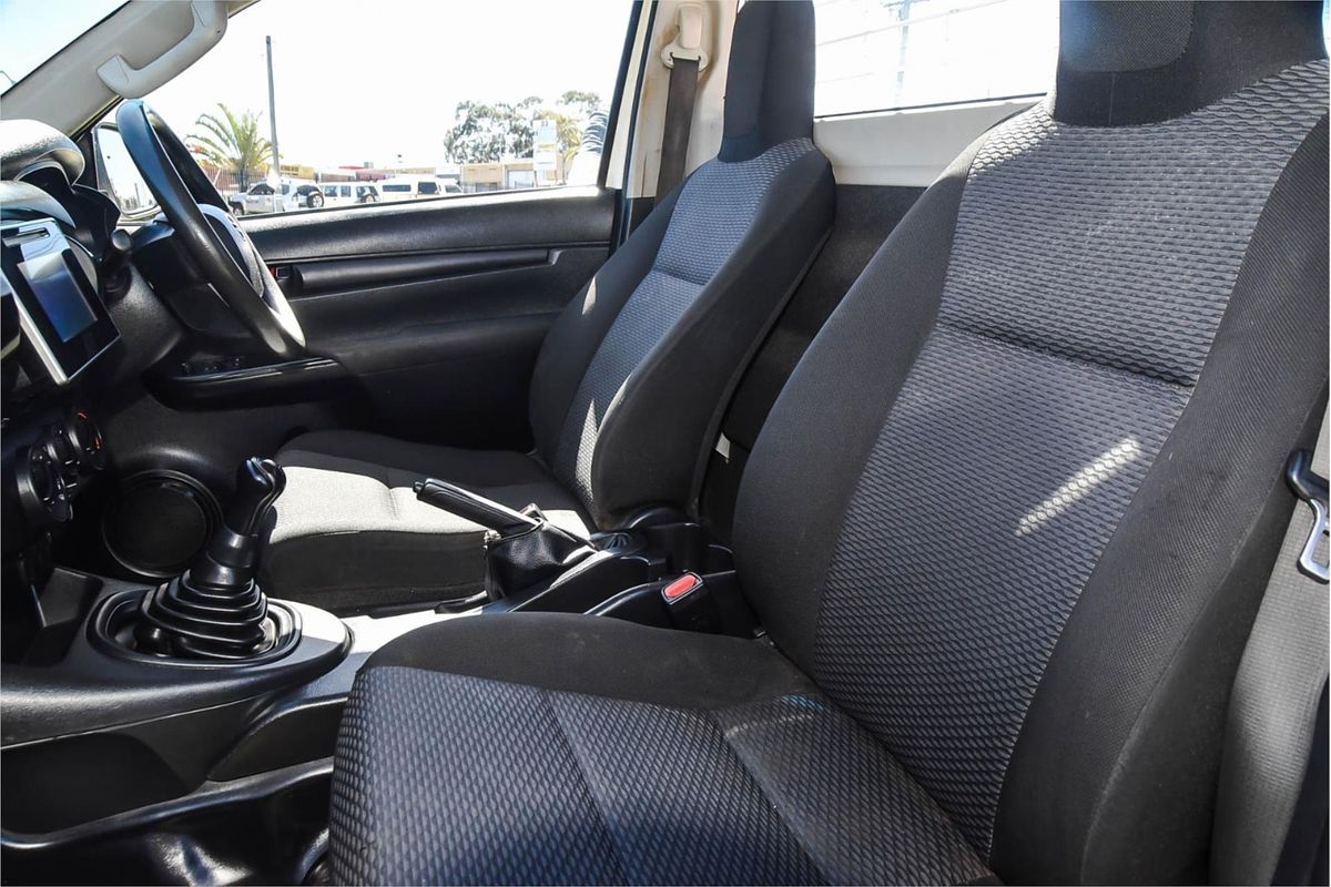 2016 Toyota Hilux Workmate TGN121R Rear Wheel Drive