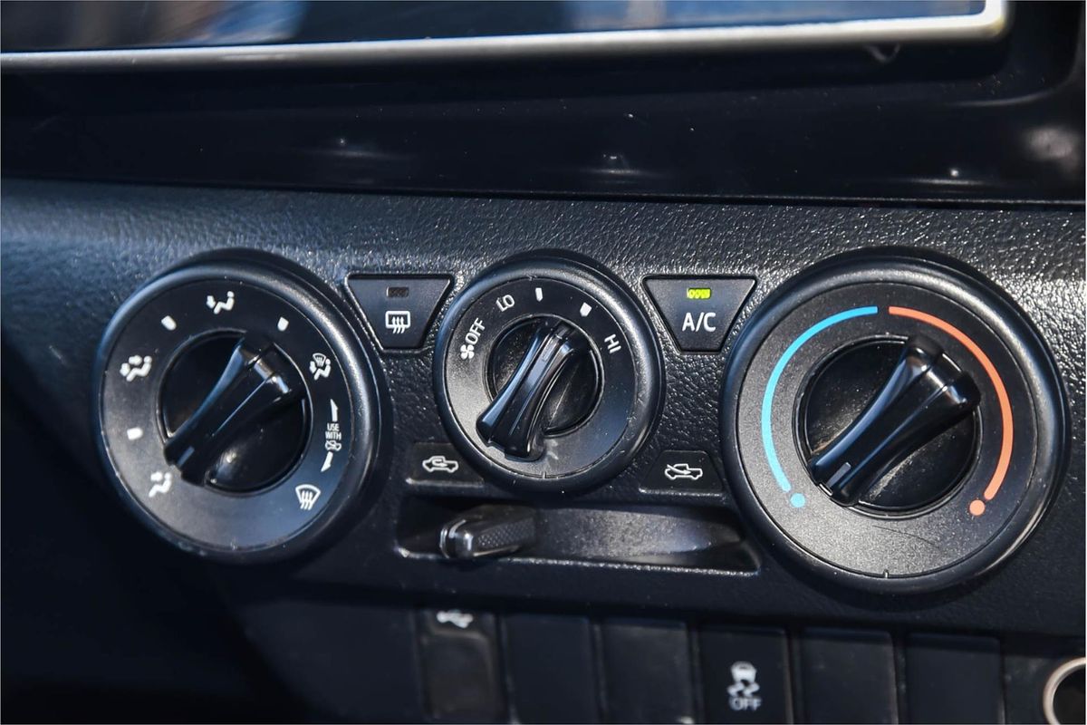 2016 Toyota Hilux Workmate TGN121R Rear Wheel Drive