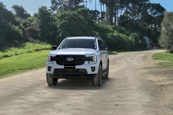 2025 Ford Everest Sport Bi-Turbo 2.0L