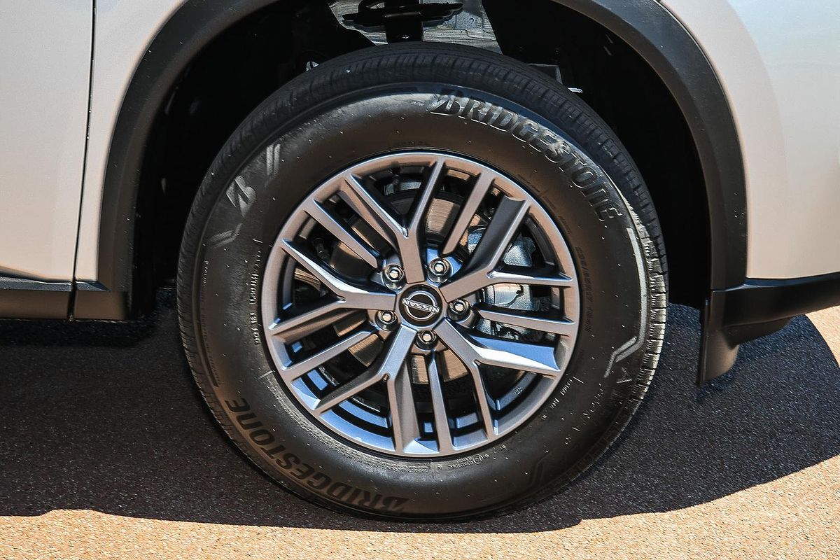 2024 Nissan X-TRAIL ST T33