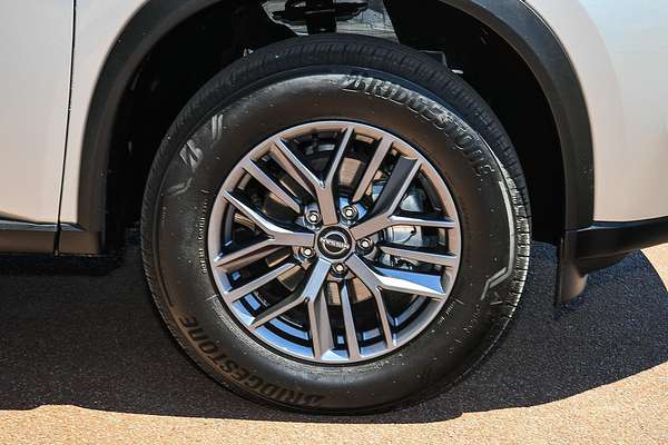 2024 Nissan X-TRAIL ST T33