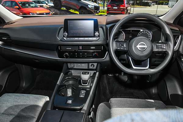 2024 Nissan X-TRAIL ST T33